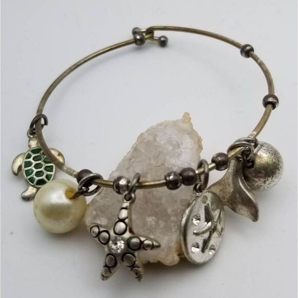 Legends of Jane Beach estate bracelet - Picture 1 of 2